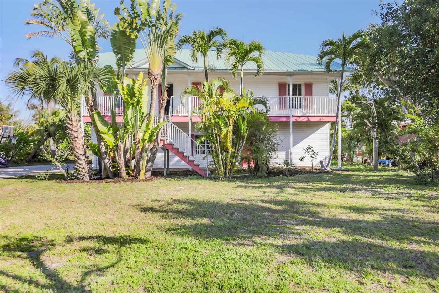 2105 Sunset Circle — Sanibel Island